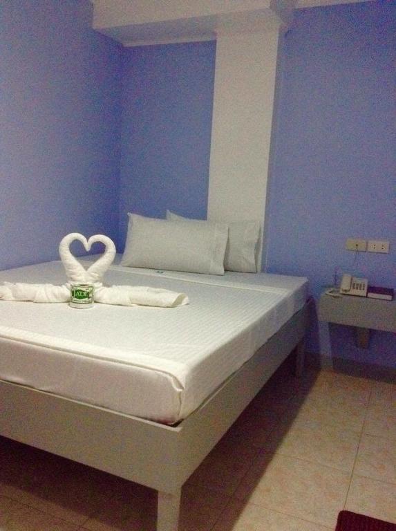 Ukl Ever Resort Hotel Laoag Εξωτερικό φωτογραφία