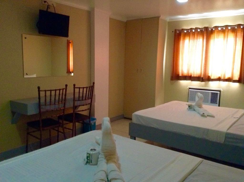 Ukl Ever Resort Hotel Laoag Εξωτερικό φωτογραφία